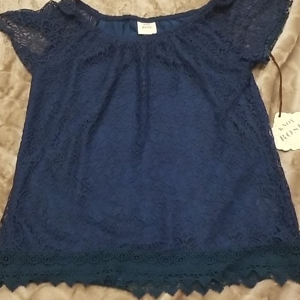 NWT- Knox Rose Off the Shoulder Blouse